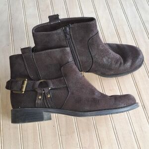 Aerosoles Sweet Ride Women's Brown Faux Suede Harness Side Chelsea Ankle Boots.
